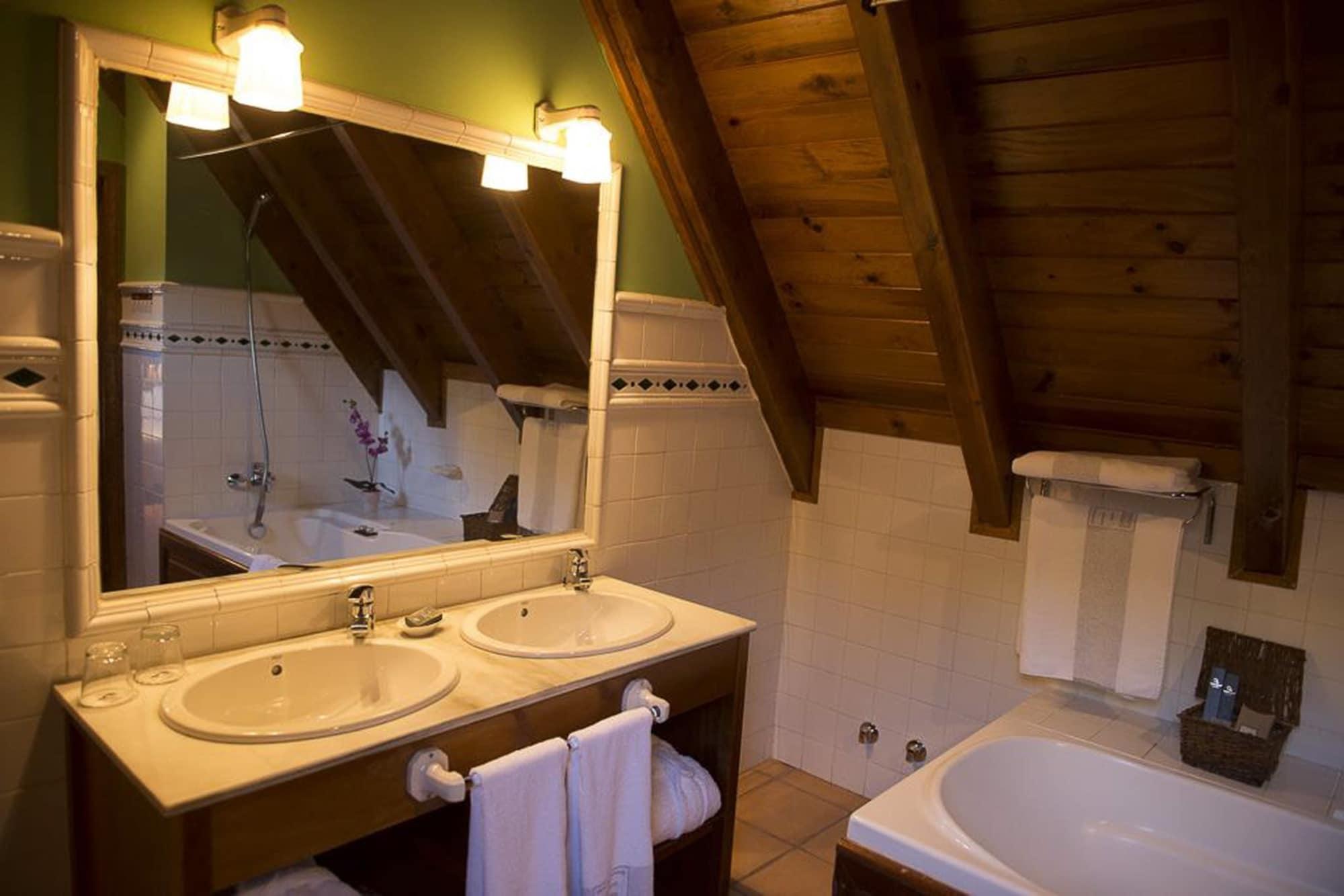 Hotel Chalet Bassibe Бакейра-Берет Екстер'єр фото