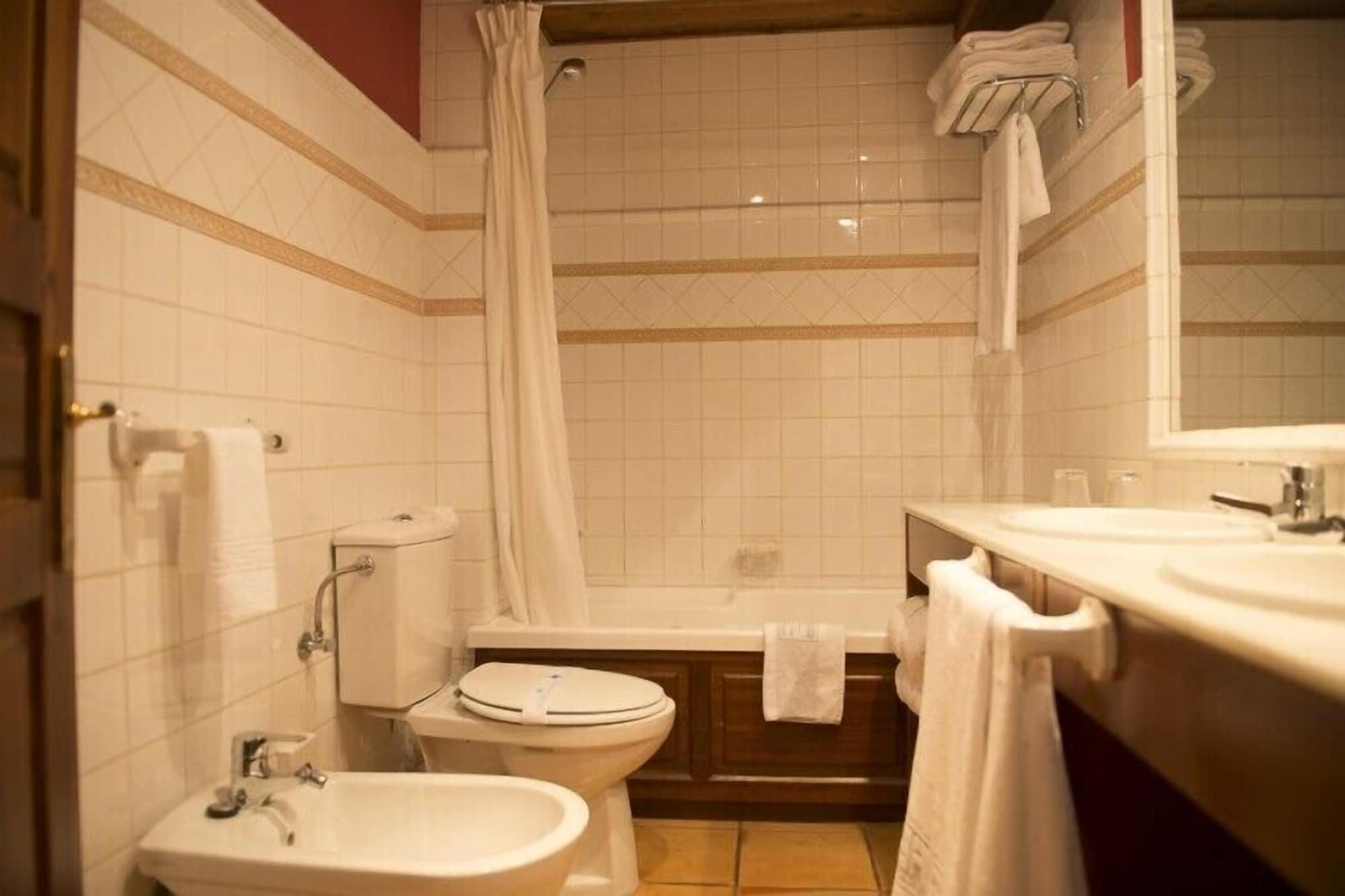 Hotel Chalet Bassibe Бакейра-Берет Екстер'єр фото