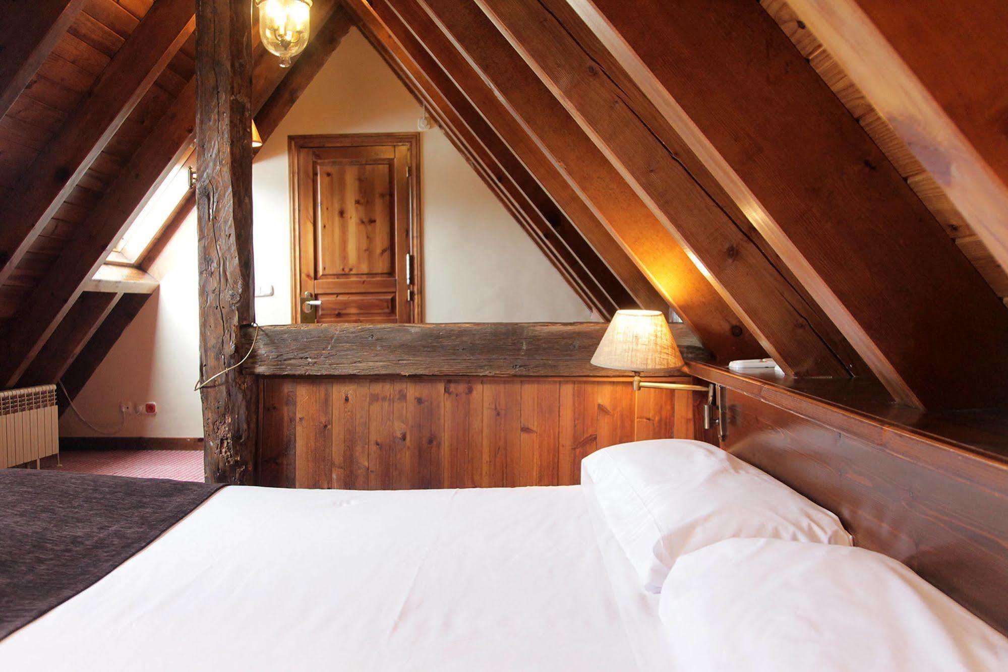 Hotel Chalet Bassibe Бакейра-Берет Екстер'єр фото