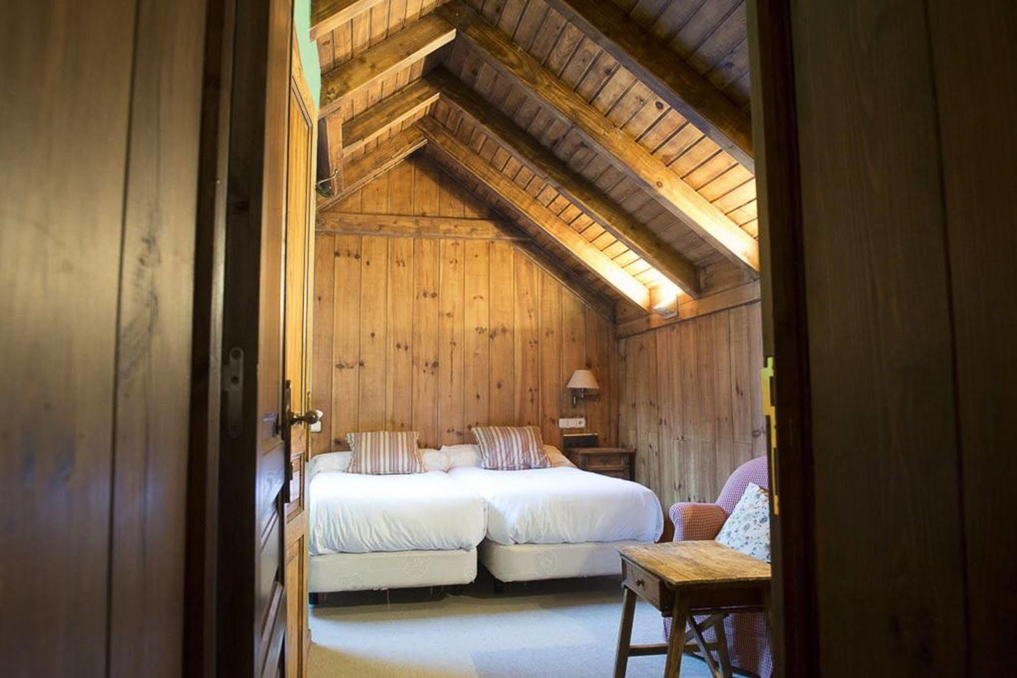 Hotel Chalet Bassibe Бакейра-Берет Екстер'єр фото